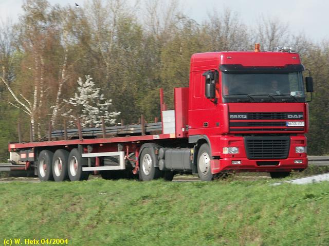 DAF-95-XF-SZ-rot-050404-1.jpg - DAF 95 XF