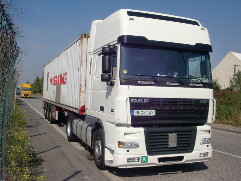 DAF-XF-weiss-DS-211209-01.jpg - Trucker Jack