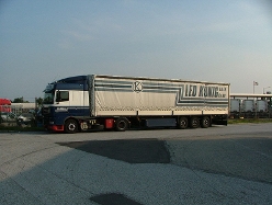 DAF-XF-Koenig-Posern-041208-01