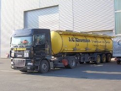DAF-XF-Thomsen-Szy-150708-01