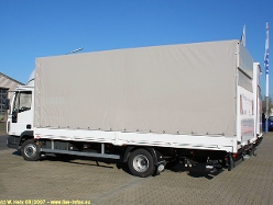 Iveco-EuroCargo-75-E-17-Wolters-120307-01