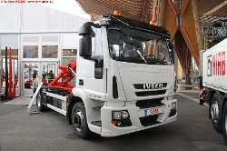 Iveco-EuroCargo-II-120-E-25-HIAB-260908-01