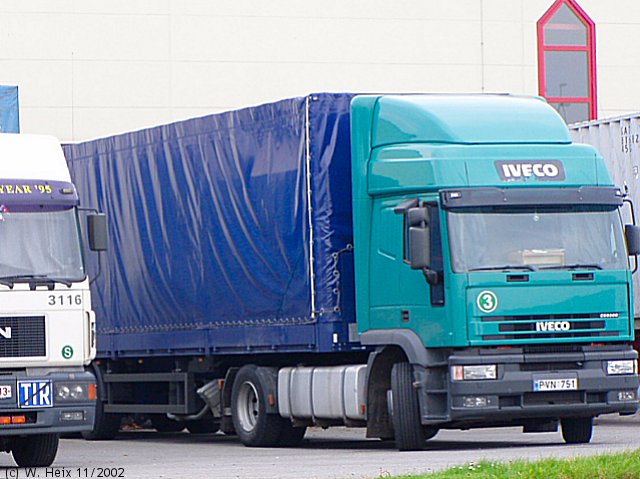 Iveco-EuroTech-gruen-blau.jpg - Iveco EuroTech