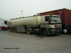 Iveco-EuroTech-Q8-Brock-040306-01