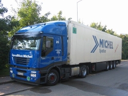 Iveco-Stralis-AS-440S43-Michel-Willaczek-191005-01