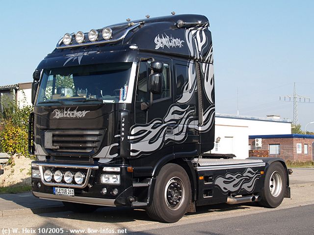 Iveco-Stralis-AS-440S48-schwarz-UD-151005-01.jpg - Iveco Stralis AS 440 S 48