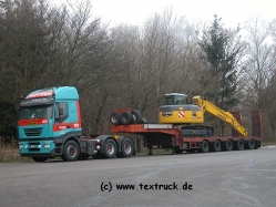 Iveco-Stralis-AS440S54-Gruber-Schiffner-131204-1