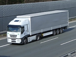 Iveco-Stralis-AS-weiss-grau-(Willann)-0104-1