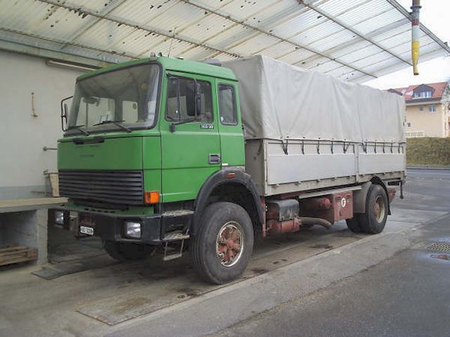 Iveco-160-30-T-gruen-Junco-040206-03.jpg - Iveco 160-30Hugo Junco