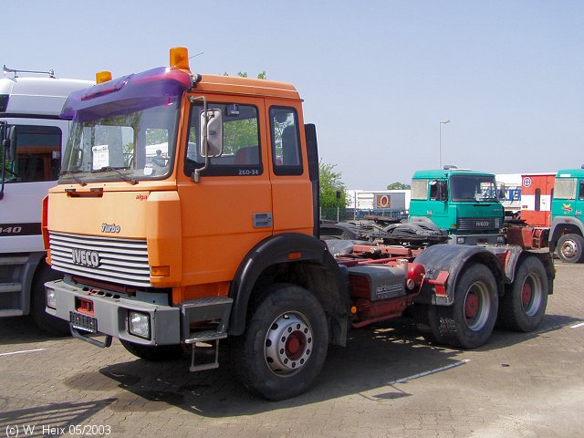 Iveco-260-34-orange-1.jpg - Iveco 260-34