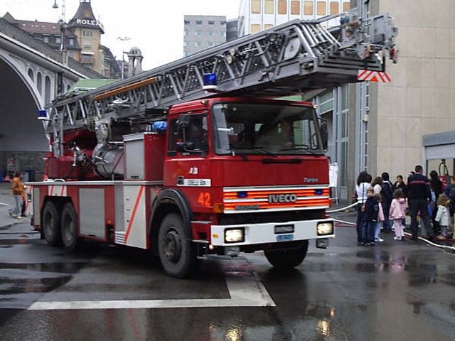 Iveco-T-Junco-311205-01.jpg - Iveco Hugo Junco