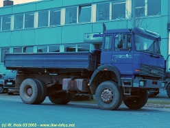 Iveco-180-34-blau-170305-01