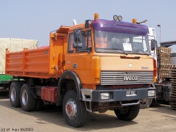Iveco-260-34-orange-2