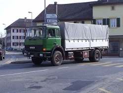 Iveco-T-gruen-Junco-311205-01-CH