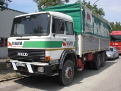 Iveco-T-weiss-Kleinrensing-220810-01