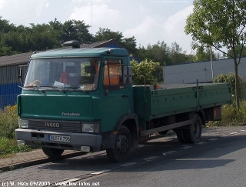 Iveco-TurboZeta-6512-gruen-040905-01