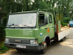 Iveco-Zeta-50-9-Doka-gruen-(Wittenburg)