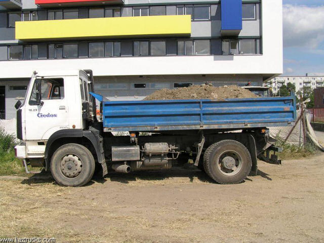 LIaz-300-weiss-Zamostny-301006-05.jpg - T. Zamostny