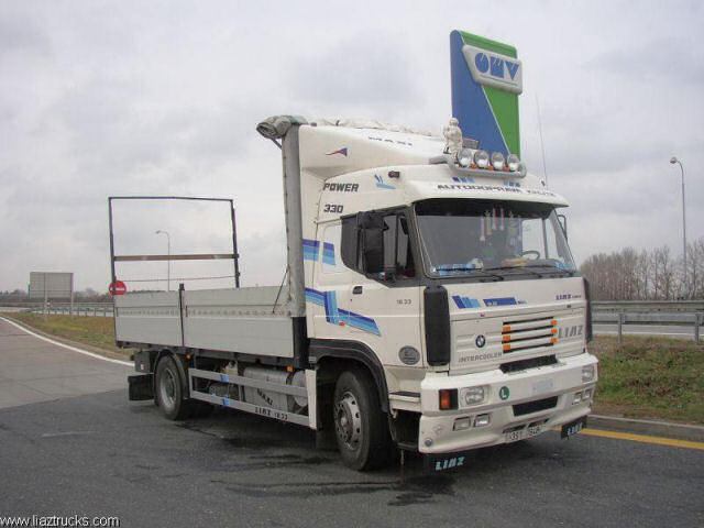 LIaz-300-weiss-Zamostny-301006-06.jpg - T. Zamostny