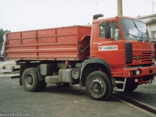 Liaz-300-rot-Zamostny-301006-01.jpg - T. Zamostny