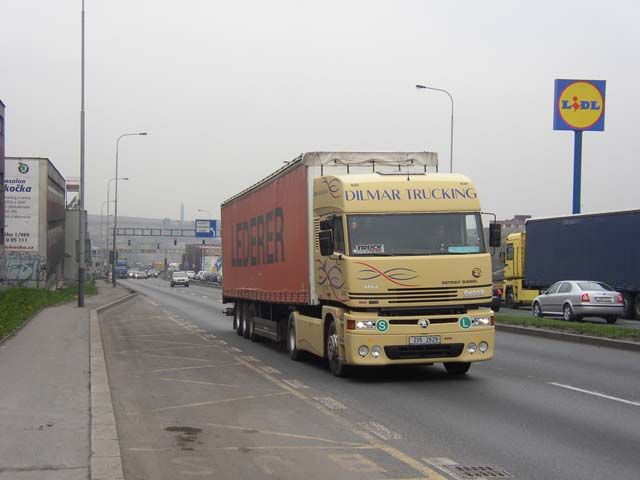 Liaz-Skoda-Baureihe-400-Zamostny-070106-07.jpg - T. Zamostny