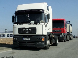 MAN-F2000-Evo-19403-SZM-weiss