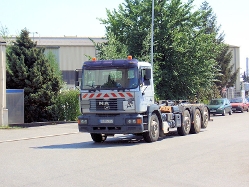 MAN-F2000-Evo-grau-Szy-150708-01