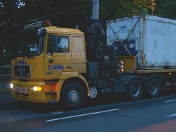 MAN-F2000-26403-van-Riel-Schimana-170804-1