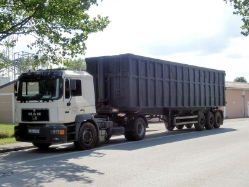 MAN-F2000-19403-weiss-DS-201209-01