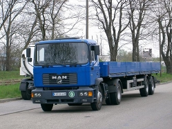 MAN-M2000-Evo-blau-Szy-090504-1