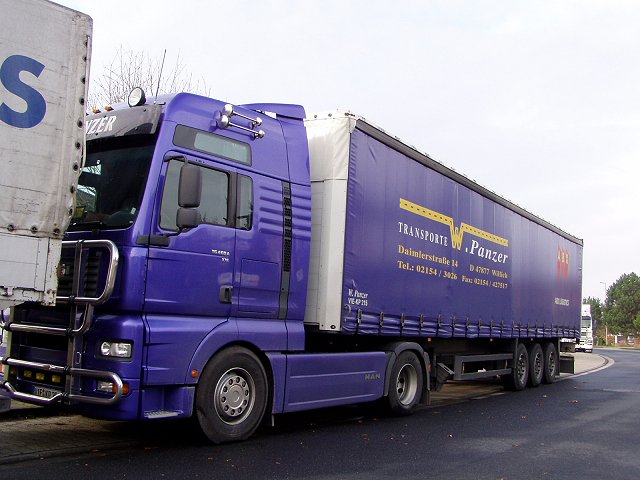 MAN-TG-460-A-XXL-PLSZ-Panzer-violett.jpg - MAN TG 460 A