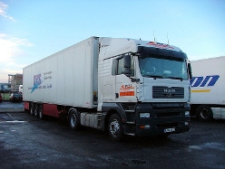 MAN-TGA-XLX-Wiese-Posern-140409-01