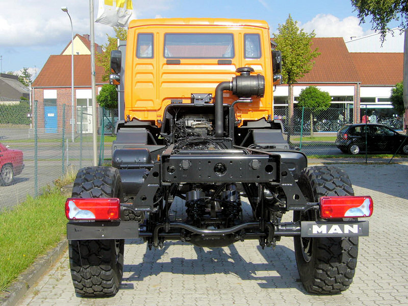 MAN-TGM-18240-4x4-orange-Voss-070907-05.jpg - MAN TGM 18.240Dominik Voß