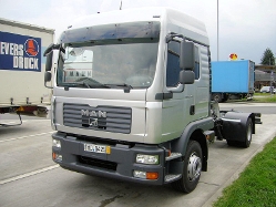 MAN-TGM-15240-silber-Voss-210807-04