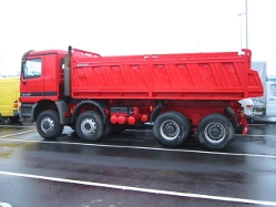 MB-Actros-4140-K-gelb-Vaclavik-100405-01