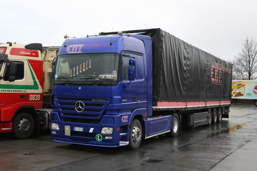 MB-Actros-MP2-1844-blau-Bornscheuer-231210-01.jpg - Mercedes-Benz Actros MP2 1844René Bornscheuer