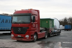 MB-Actros-MP2-1844-rot-Bornscheuer-231210-01
