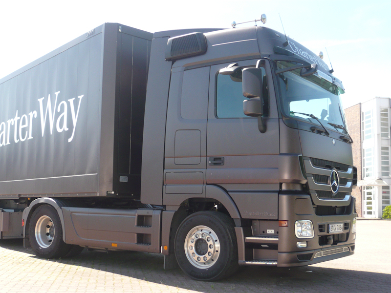 MB-Actros-3-CharterWay-Schlottmann-100610-02.jpg - Mercedes-Benz Actros 3S. Schlottmann