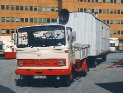 MB-LP-rot-weiss-Weddy-121004-1