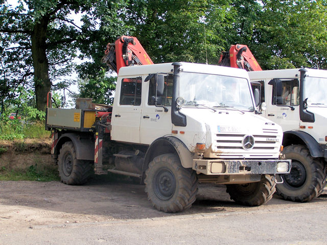 MB-Unimog-U-4000-RWE-vNispen-230307-01.jpg - Roger van Nispen