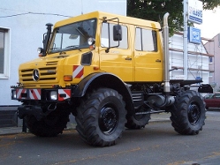 MB-Unimog-U-5000-gelb-Schimana-180706-01