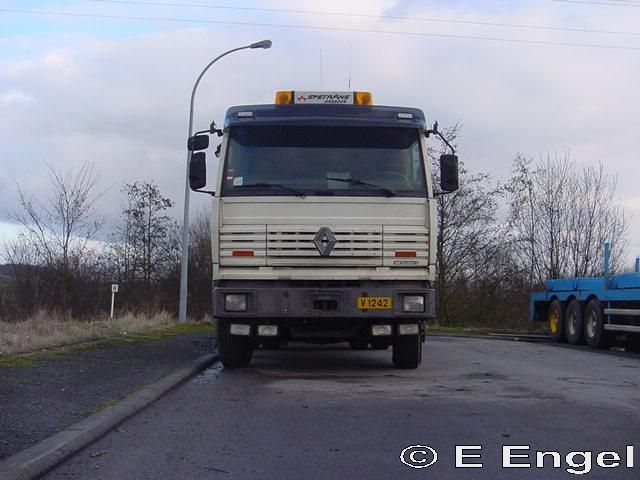 Renautl-G-Grulux-Engel-300105-02.jpg - Renault GEric Engel