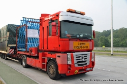 Renault-Magnum-II-Tomas-Peter-100511-02