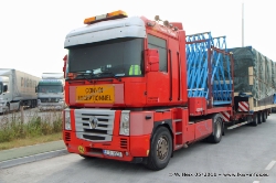 Renault-Magnum-II-Tomas-Peter-100511-05