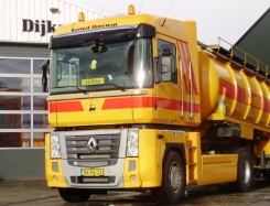 Renault-Magnum-III-480-gelb-ADijkers-010111-01