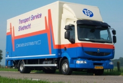 Renault-Midlum-II-220-ADijkers-010111-01