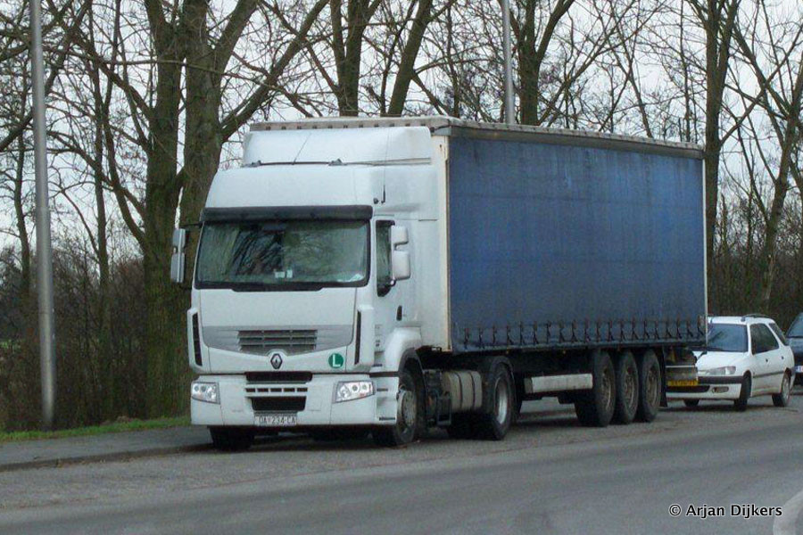 Renault-Premium-Route-weiss-ADijkers-020511-04.jpg - Renault Premium Route
