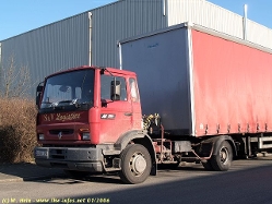Renault-M-230-rot-310106-02