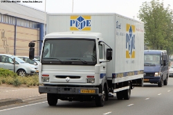 Renault-S-PEDE-301109-01