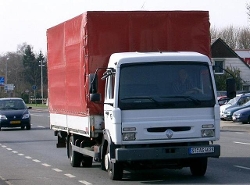 Renault-S-rot-weiss-Szy-270304-1